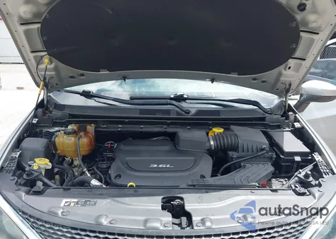 2017 Chrysler Pacifica Touring from USA, damaged, VIN 2C4RC1DG7HR516711